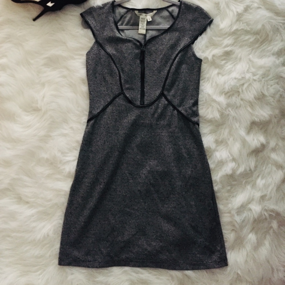 Max Studio Gray Dress Size Small